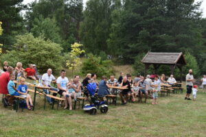 Osoby uczestniczące w festynie sołectwa Płocice