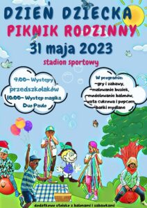 Plakat zachęcający do udziału w pikniku, tłem jest polana z róznymi postaciami z bajek, przeważa kolor niebieski i zielony, u góry jest nazwa wydarzenia, data i miejsce, na środku jest program